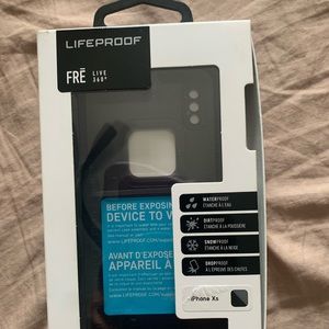 Lifeproof FRE case for iPhone Xs